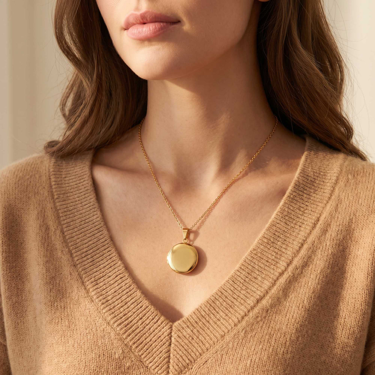 Round Photo Locket Necklace