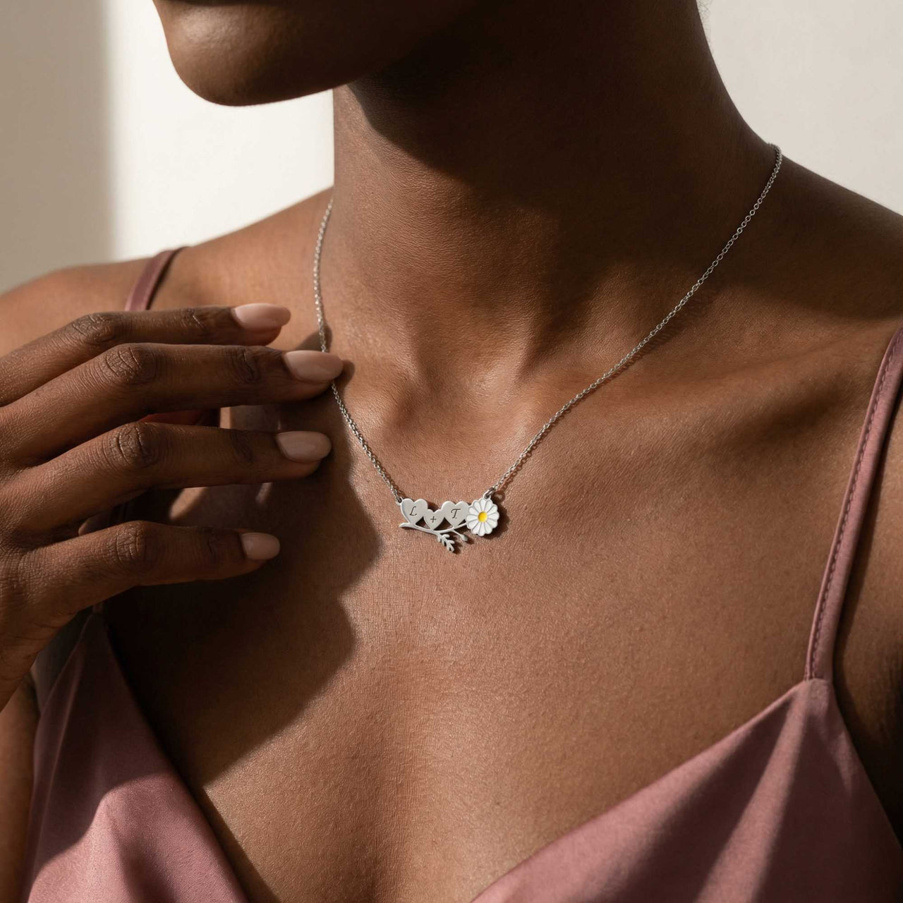 Daisy Name Necklace