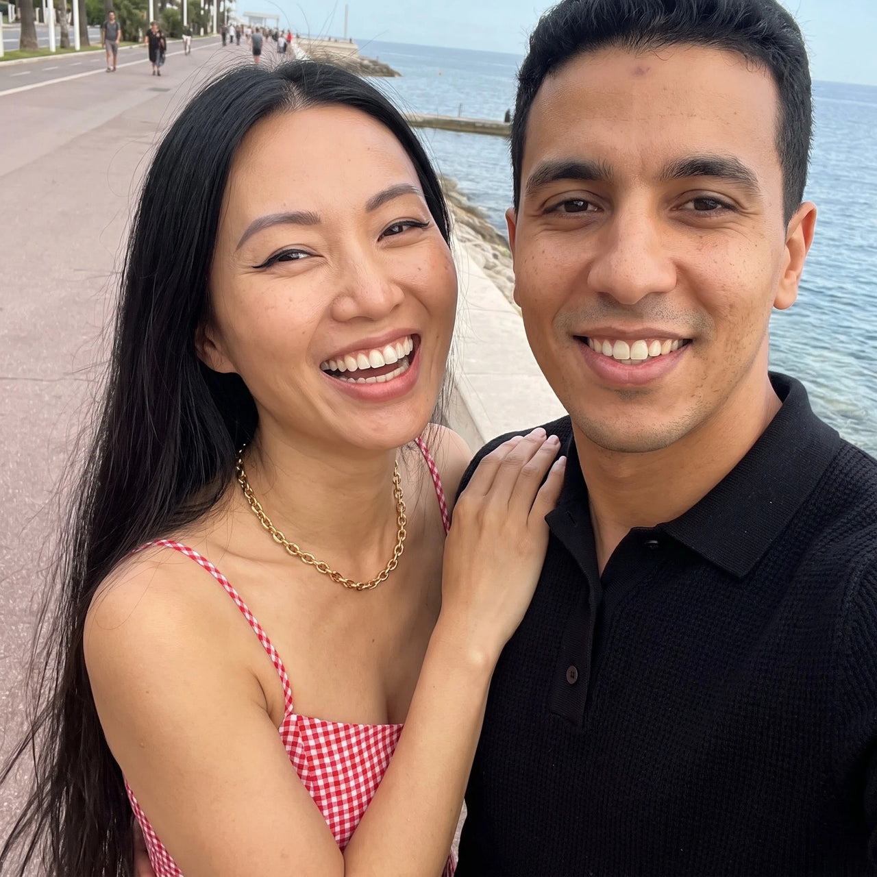 Chunky chain necklace — worn by a couple, gold | SKU: lachaine