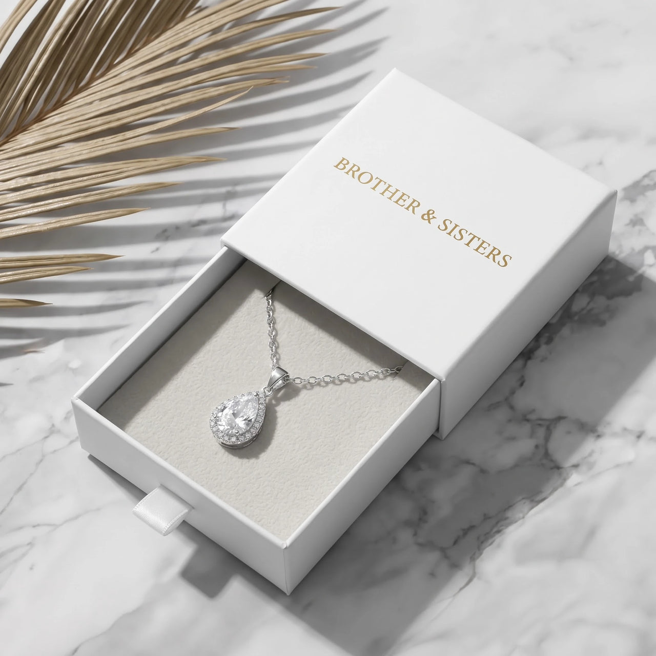 Bridal necklace — in the gift box, silver | SKU: 505415-white